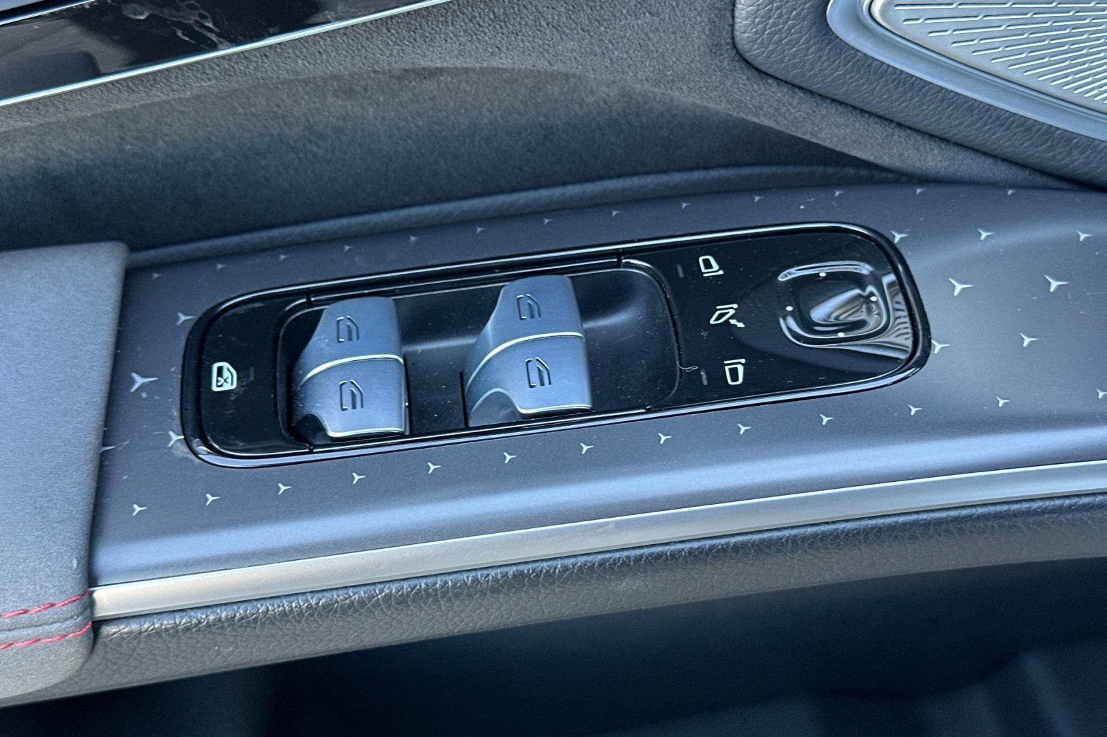 Certified 2022 Mercedes-Benz EQS 450+ 450 image 25