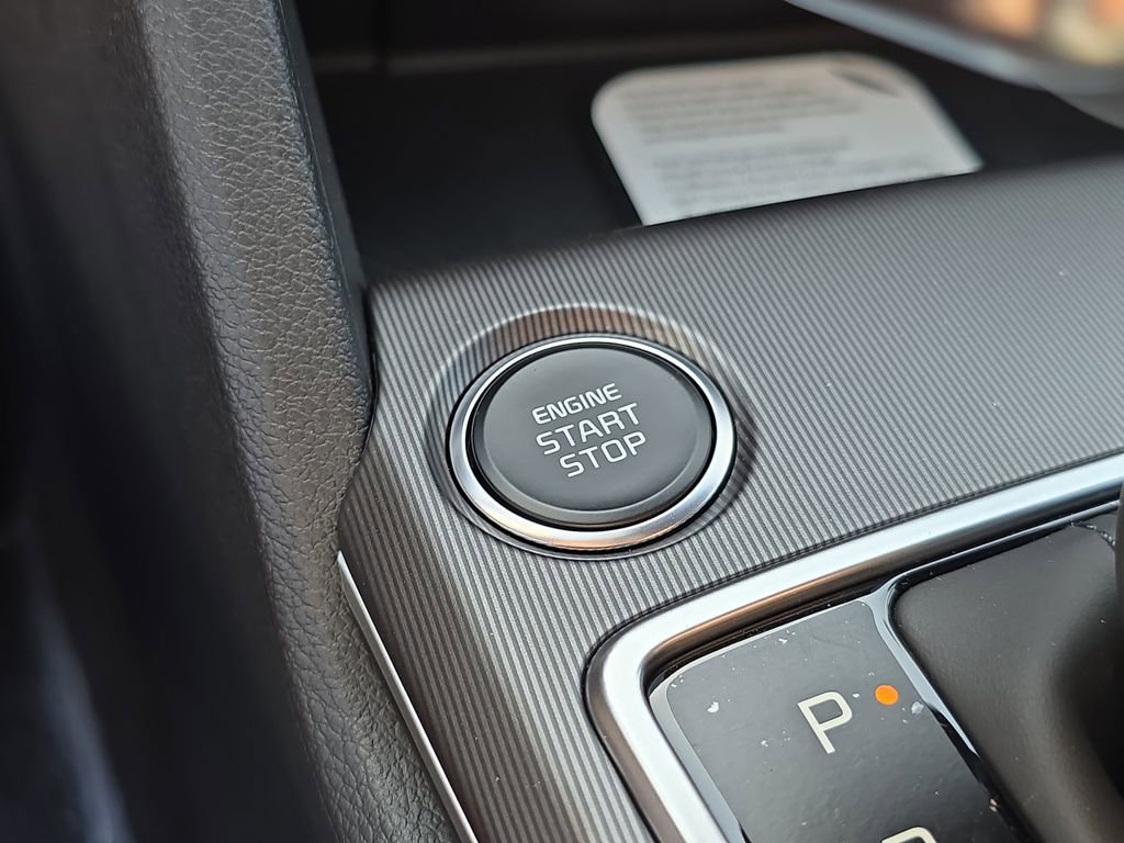 New 2026 Kia Sportage EX image 27