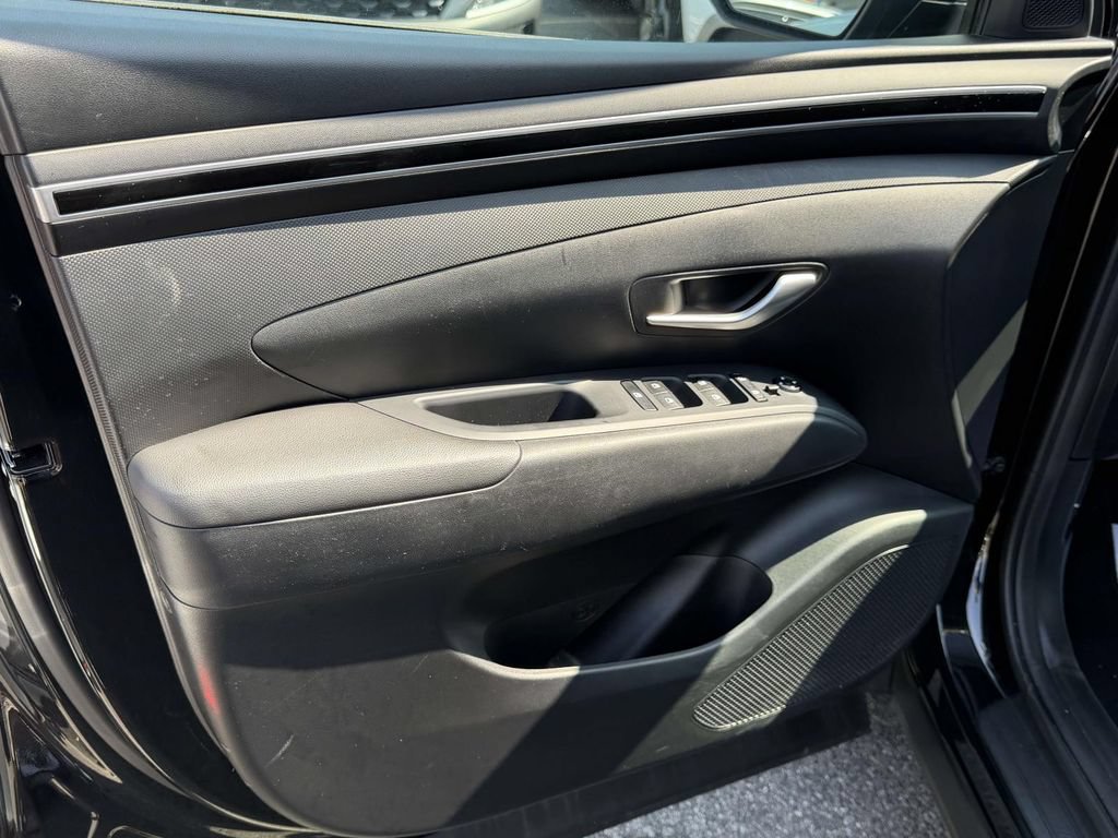 Certified 2024 Hyundai Tucson SEL AWD/4WD image 16