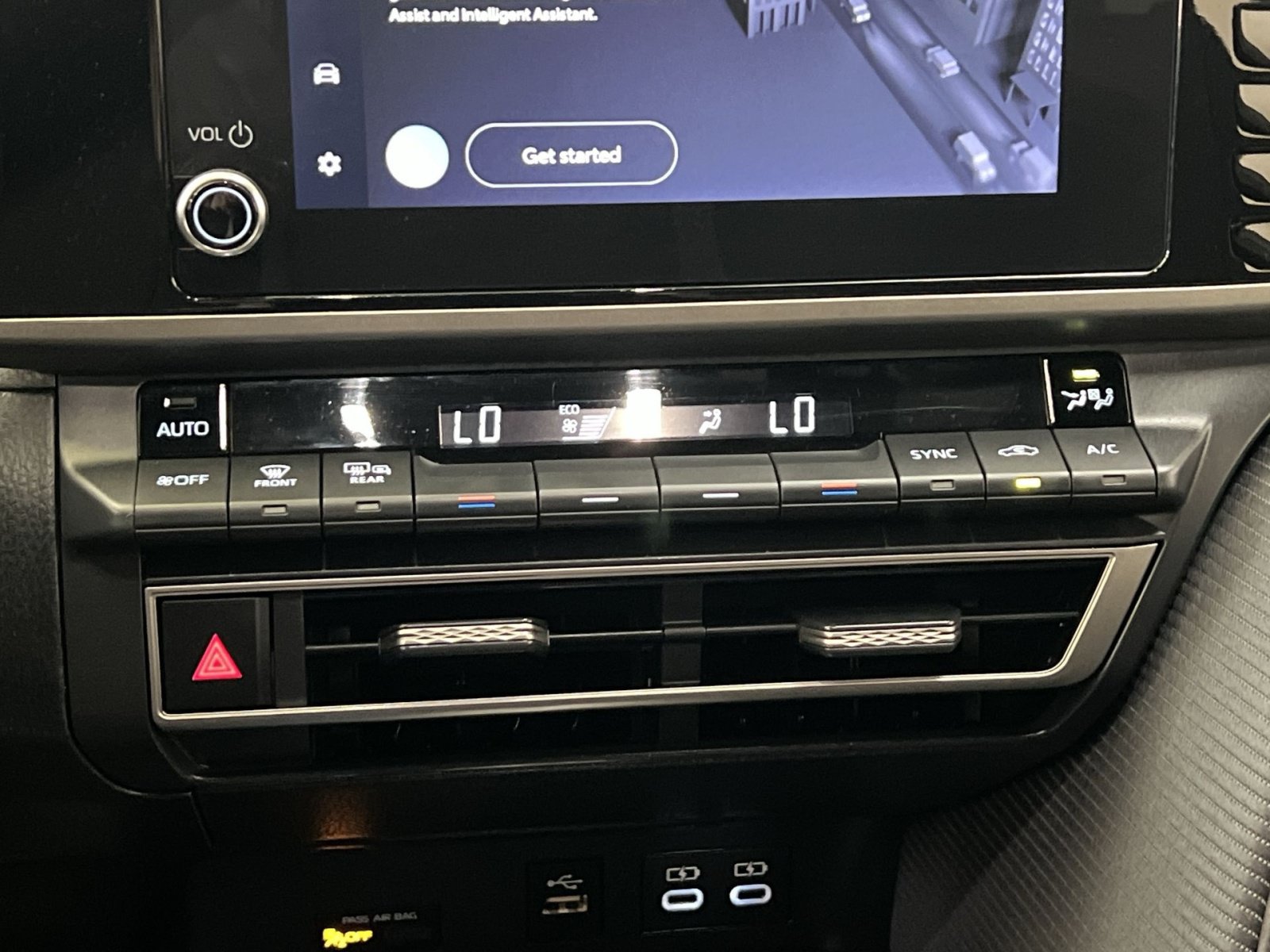 Used 2025 Toyota Camry SE FWD image 20