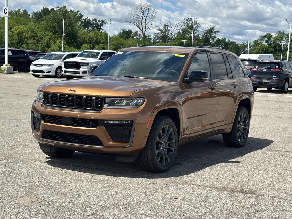 New 2026 Jeep Grand Cherokee Limited AWD/4WD image 6