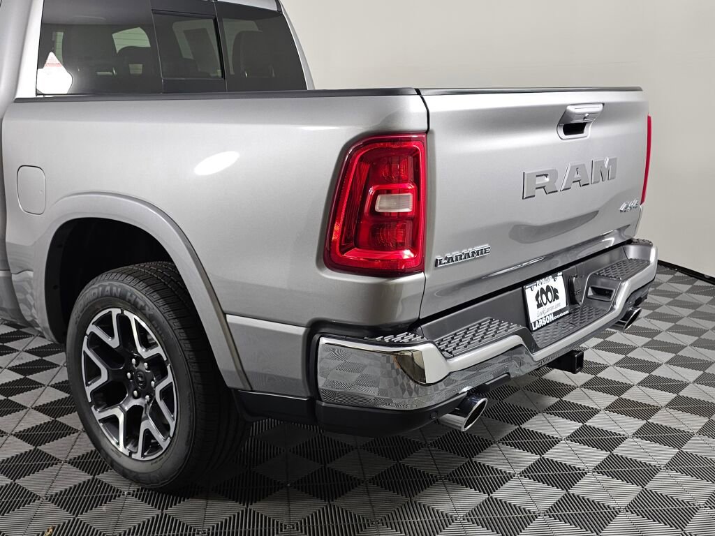 New 2025 RAM 1500 Laramie image 12