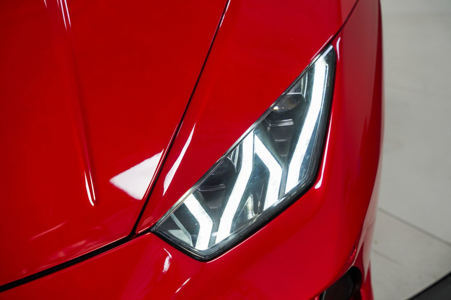 Used 2021 Lamborghini Huracan EVO AWD/4WD image 13