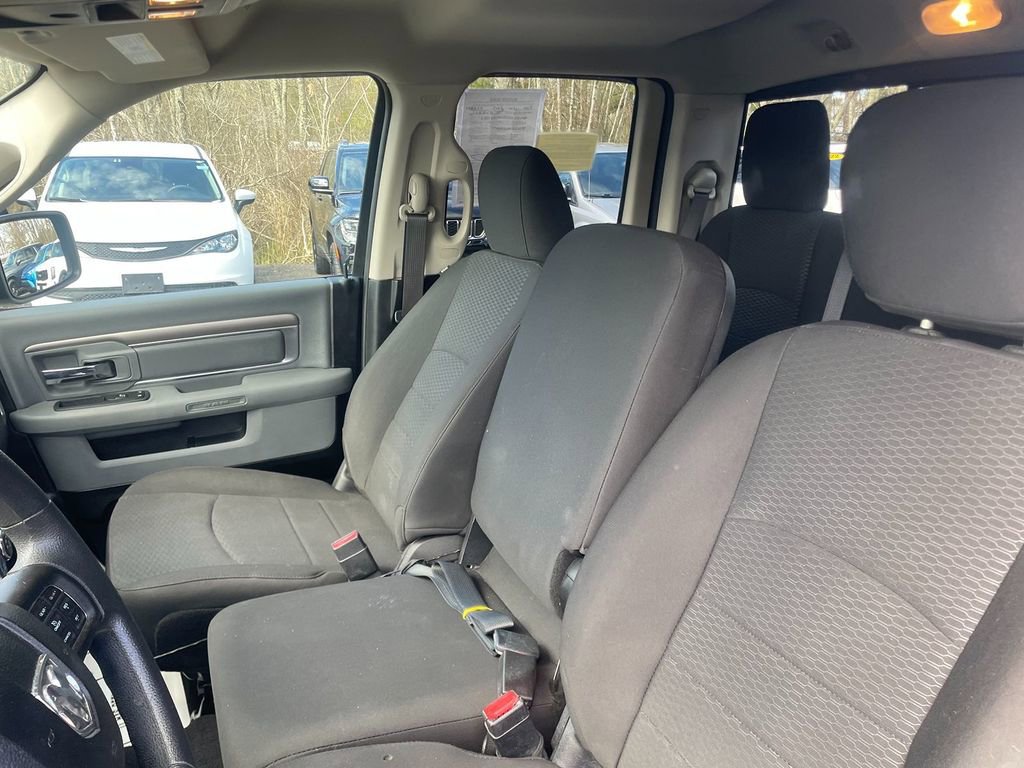 Used 2019 RAM 1500 Classic Warlock AWD/4WD image 23