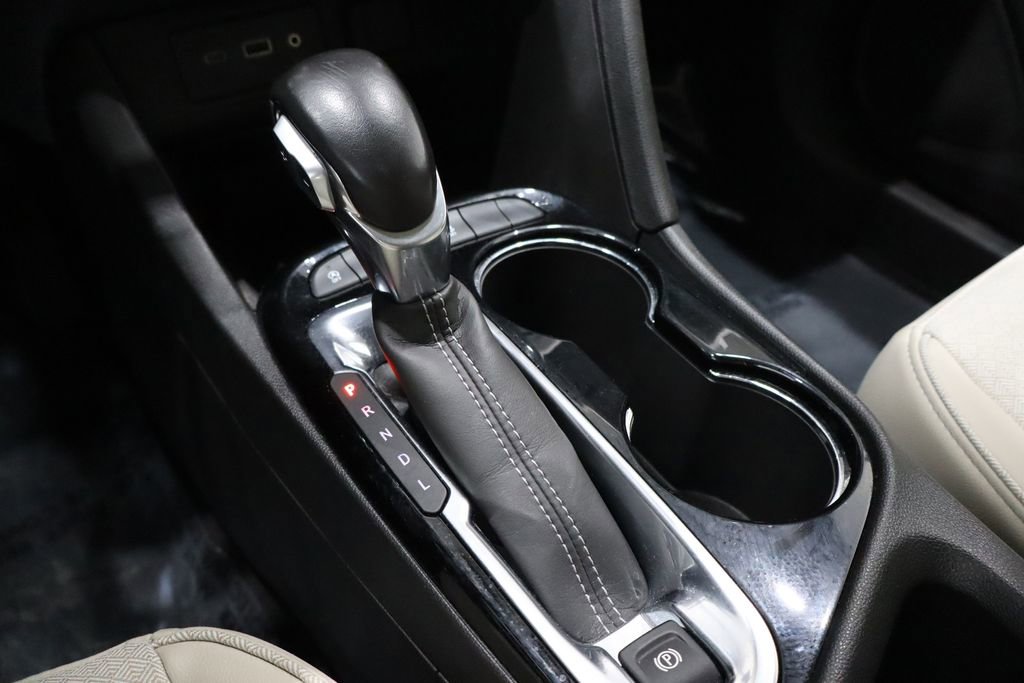 Used 2020 Buick Encore GX Select image 30