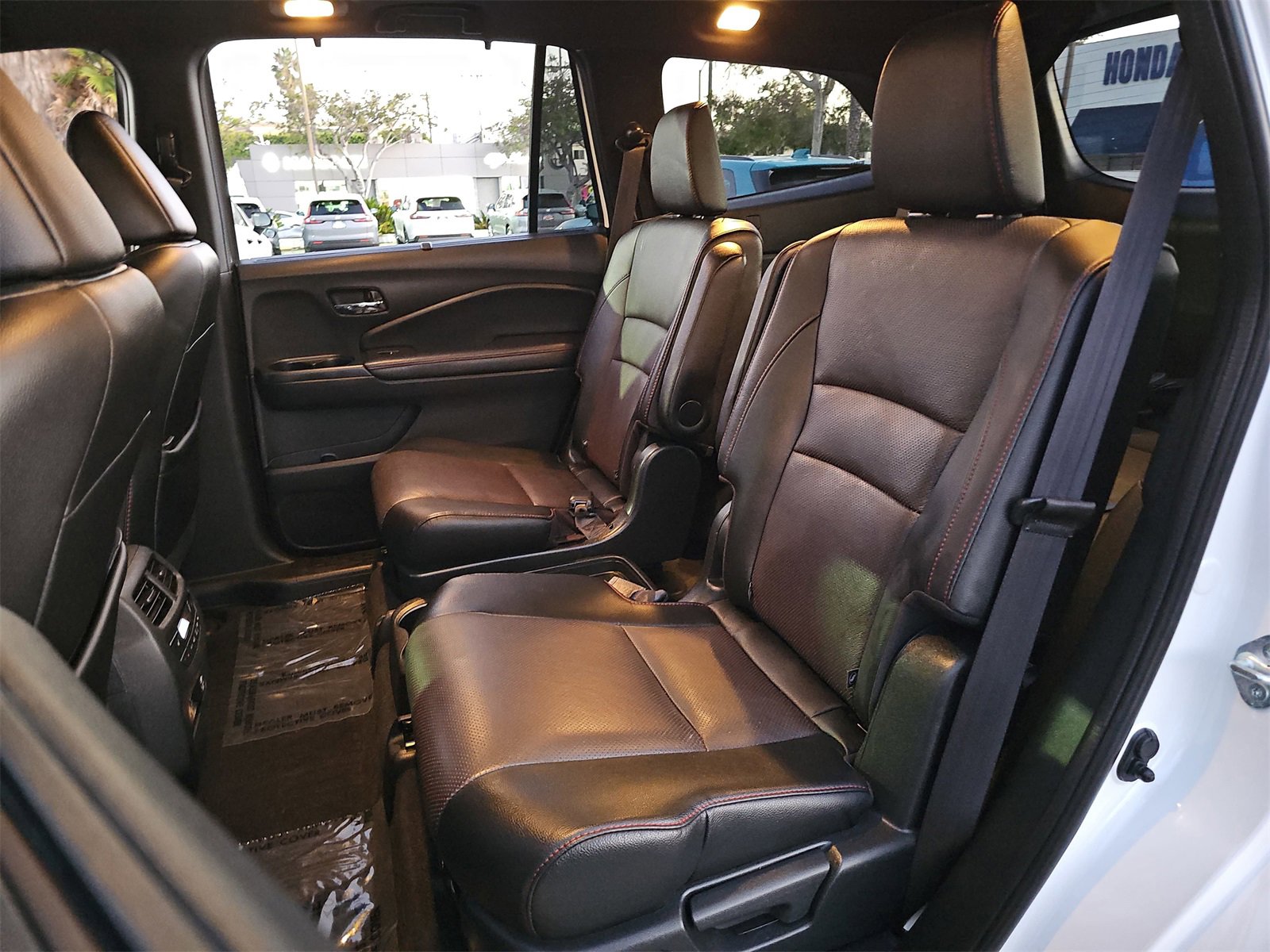 Used 2022 Honda Pilot Black Edition image 16