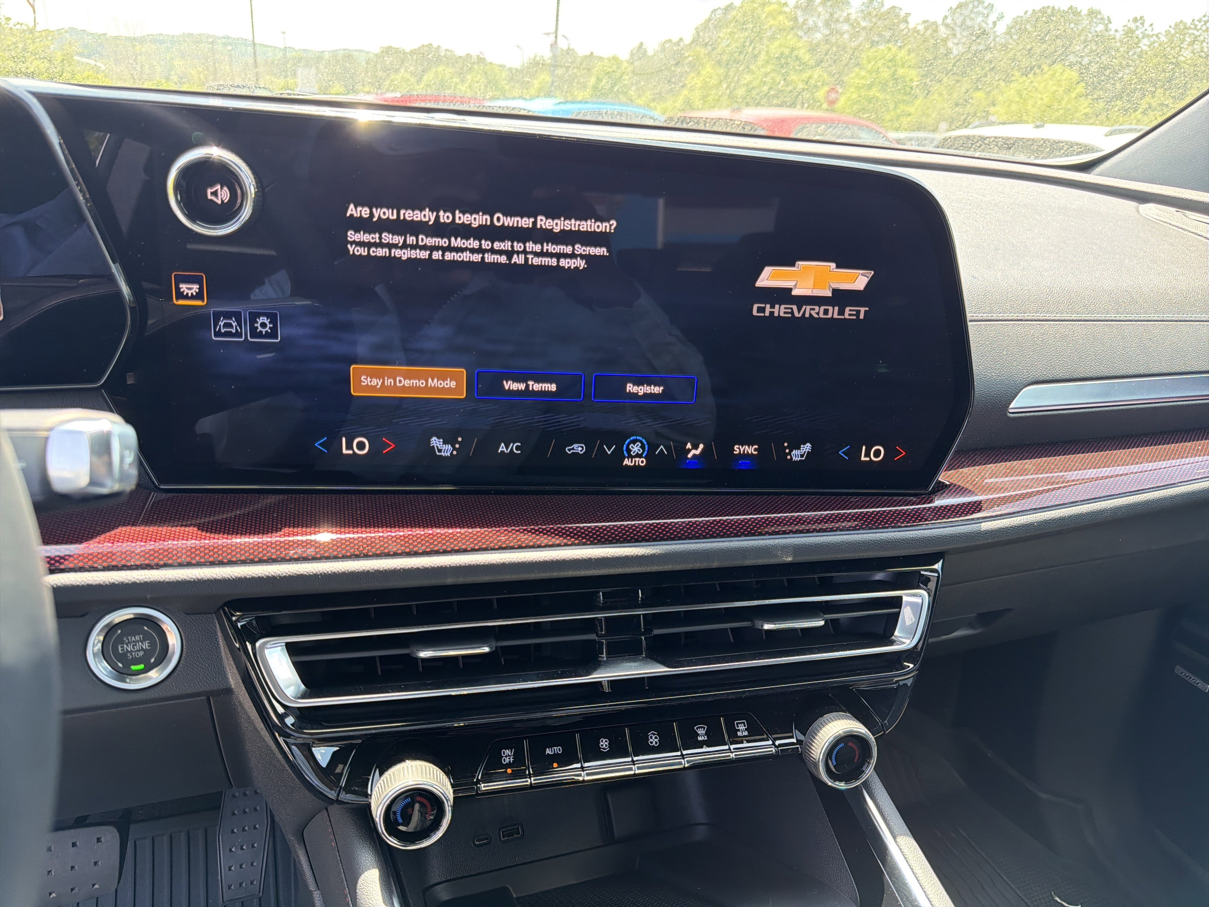 New 2026 Chevrolet Traverse Z71 w/ Enhanced Driving Package AWD/4WD image 30