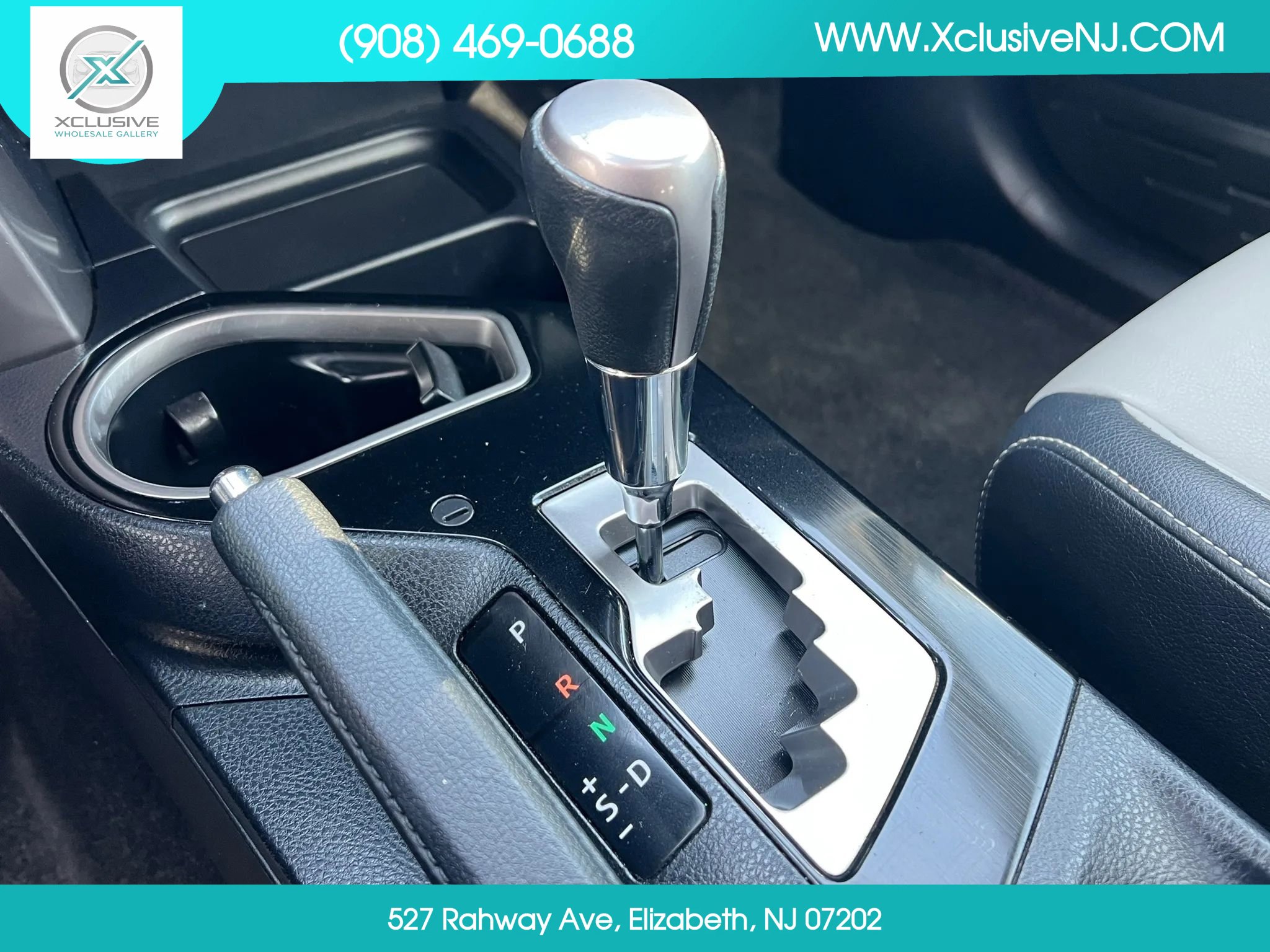 Used 2017 Toyota RAV4 Limited w/ All Weather Liner Package image 17