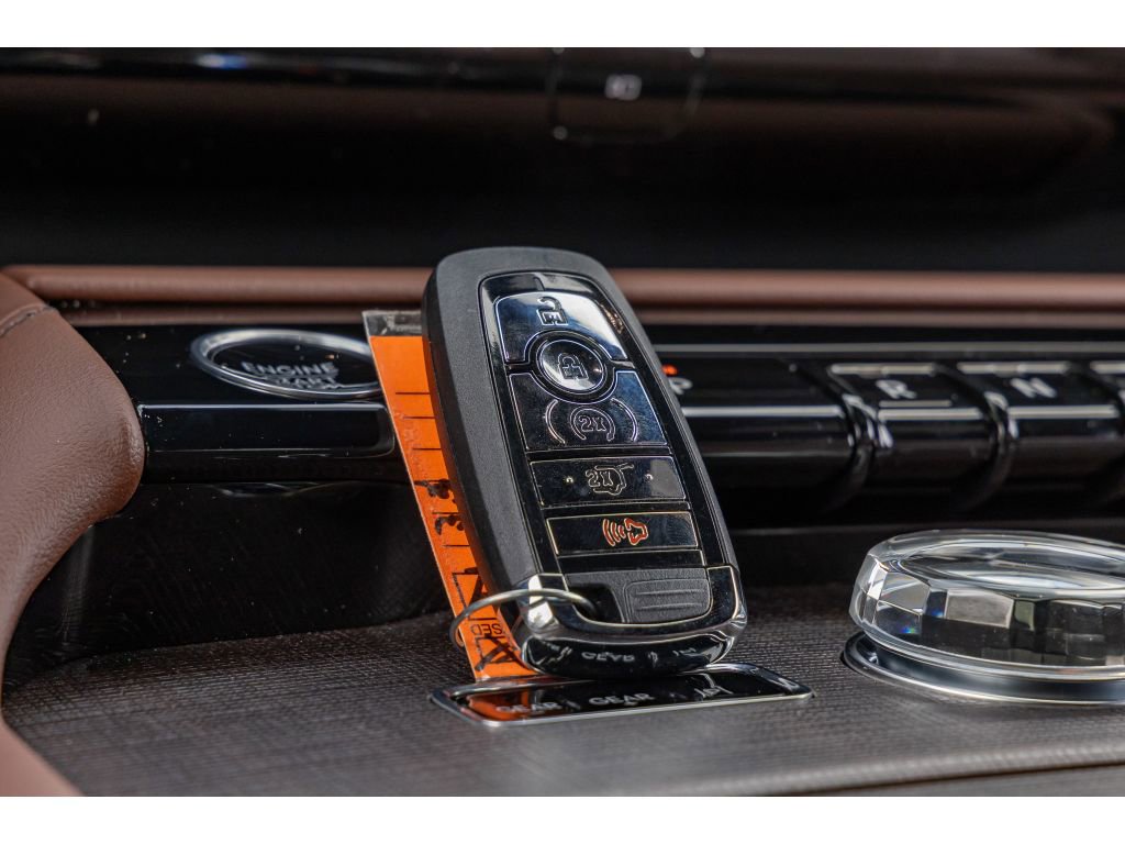 Used 2025 Lincoln Navigator L Reserve image 30