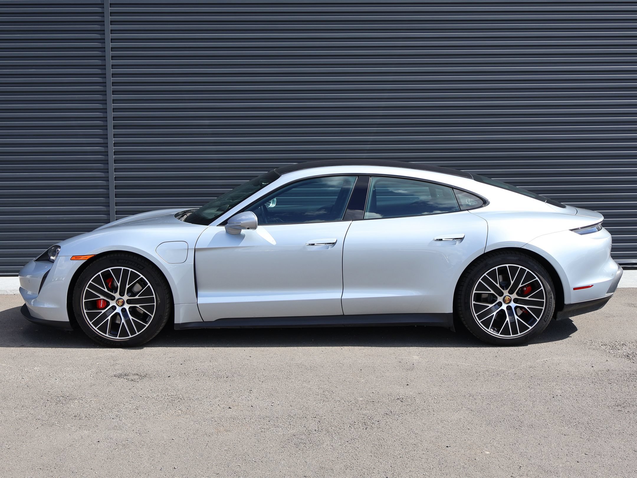 Certified 2024 Porsche Taycan 4S AWD/4WD image 2