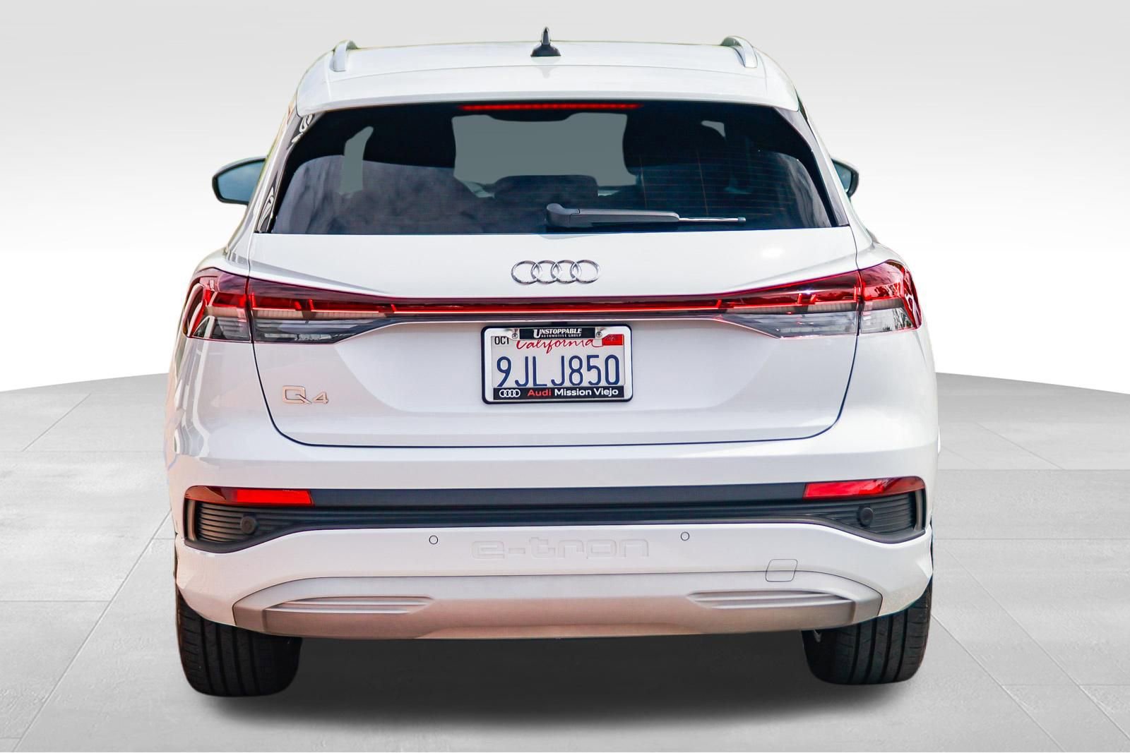 Used 2023 Audi Q4 e-tron Premium Plus RWD image 5