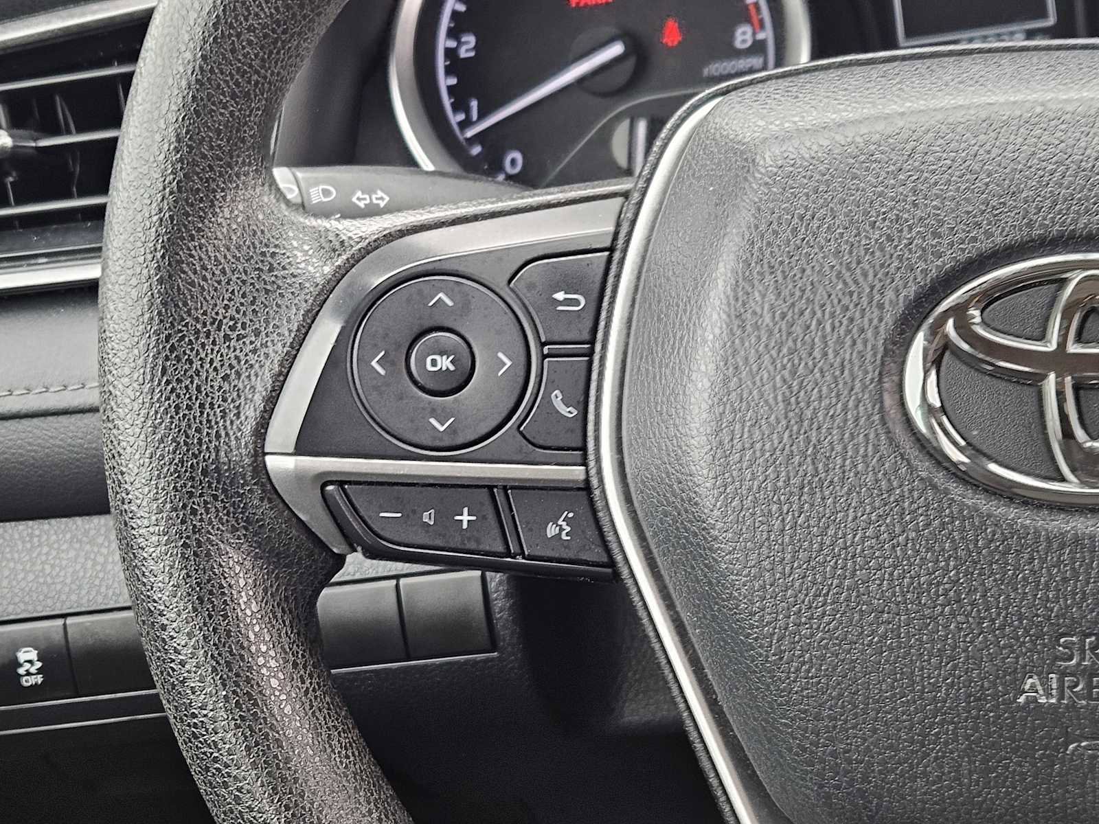 Used 2024 Toyota Camry LE image 26