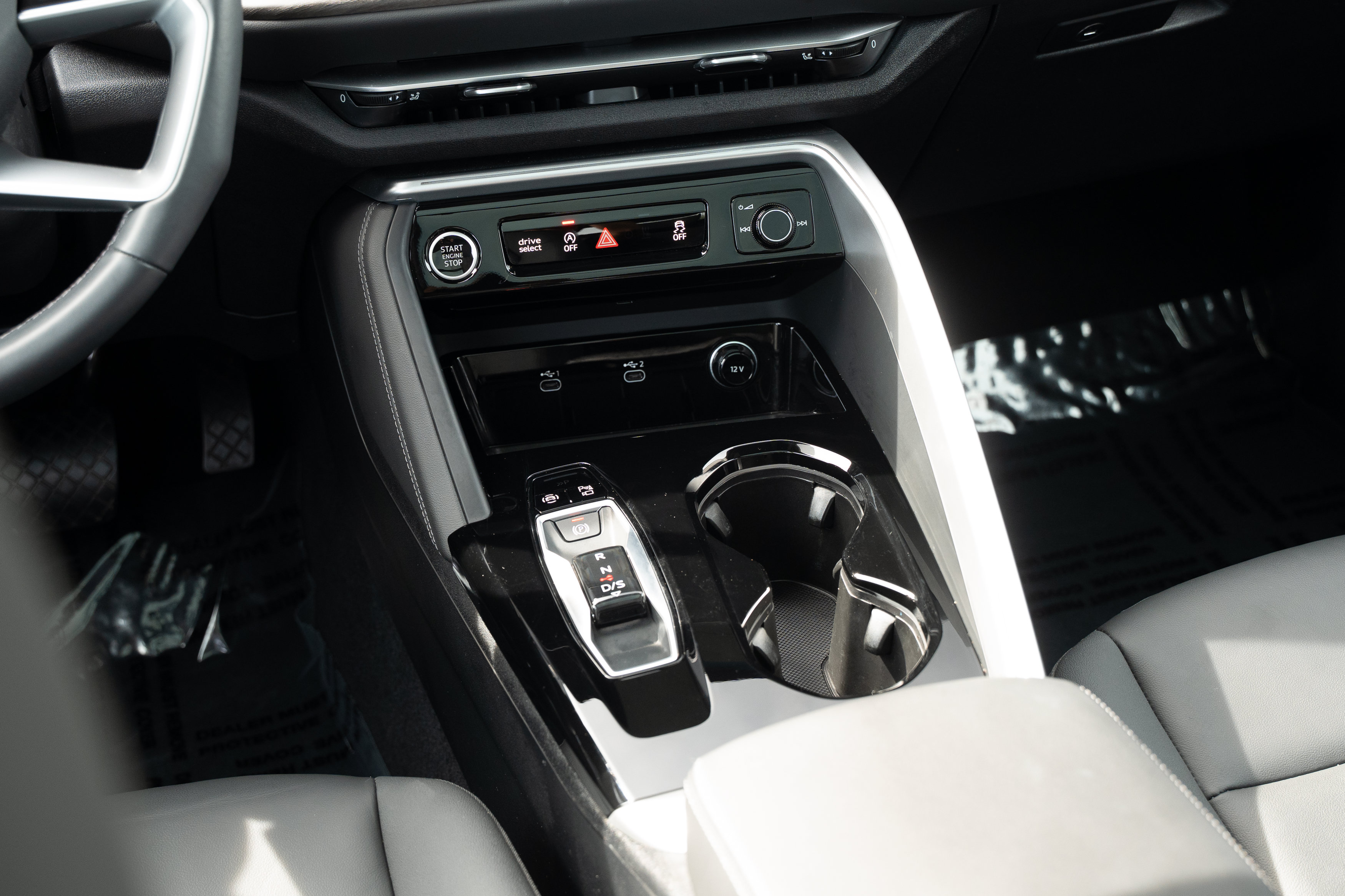 Certified 2025 Audi Q5 Premium Plus w/ Premium Plus AWD/4WD image 12