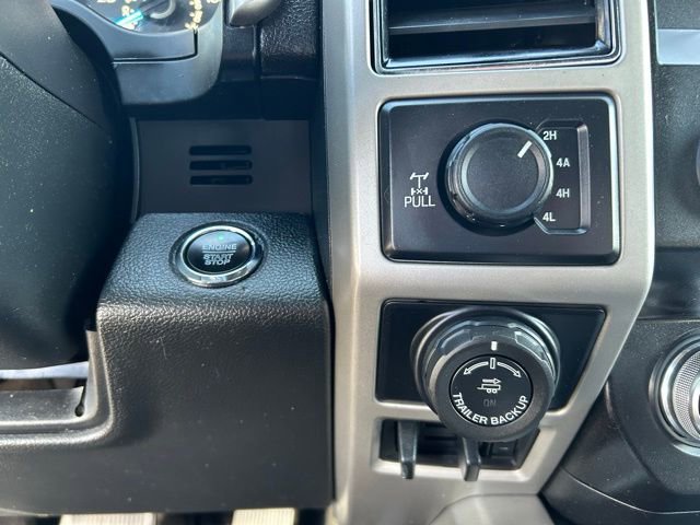 Used 2020 Ford F150 Lariat w/ Equipment Group 502A Luxury AWD/4WD image 32
