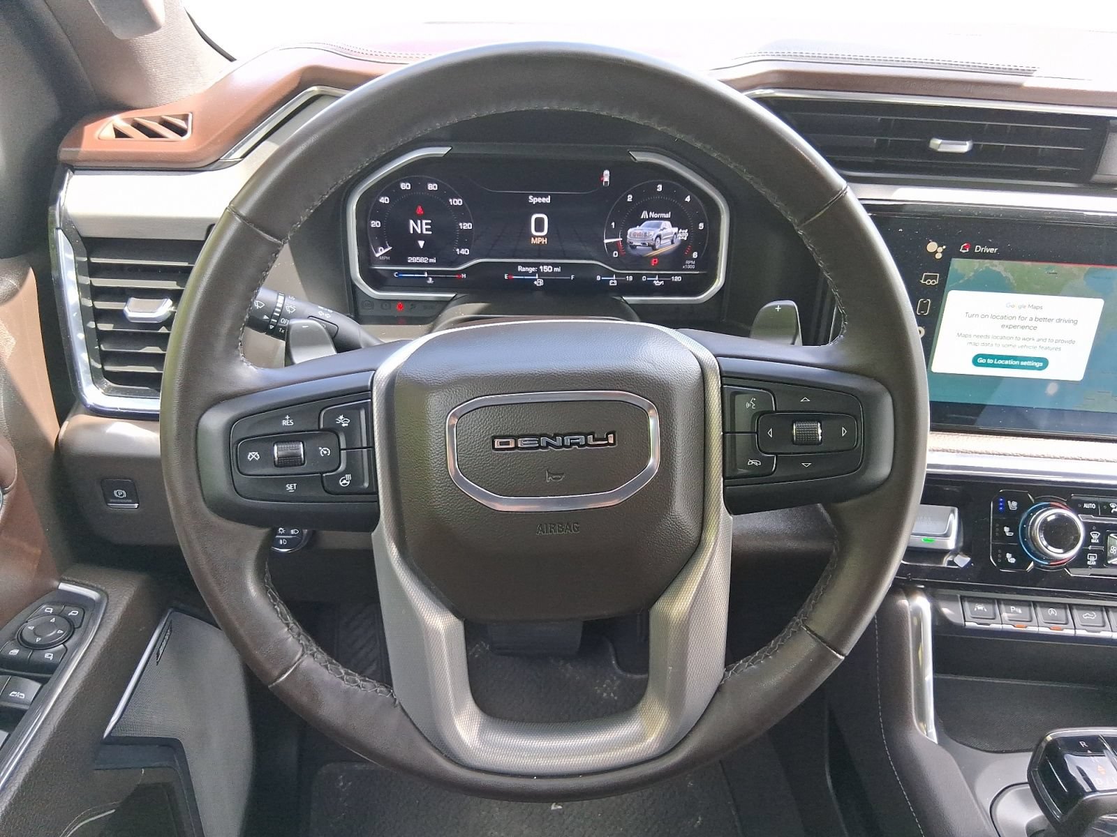 Used 2024 GMC Sierra 1500 Denali w/ Denali Reserve Package AWD/4WD image 14