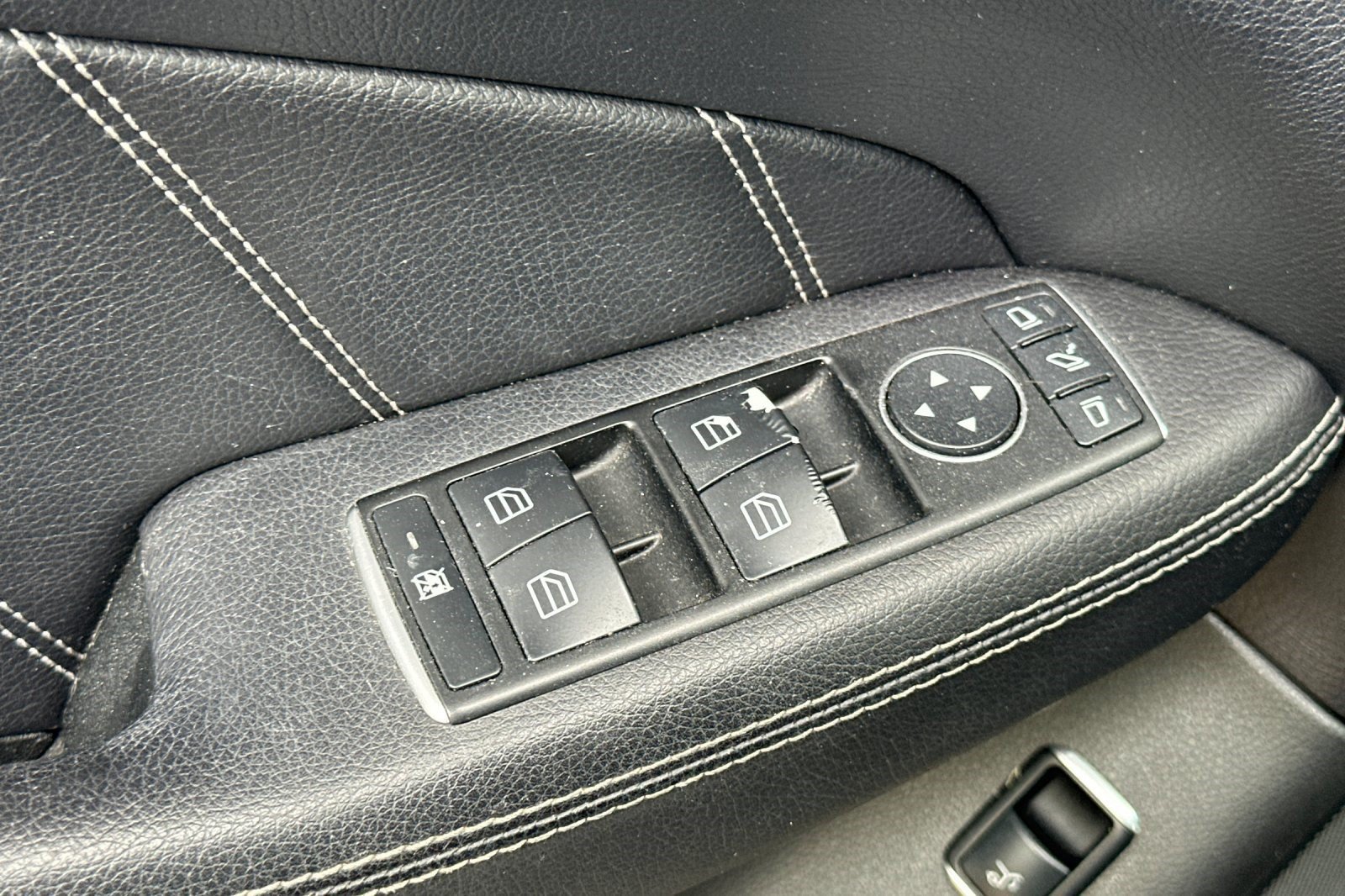 Used 2015 Mercedes-Benz GL 450 4MATIC image 14