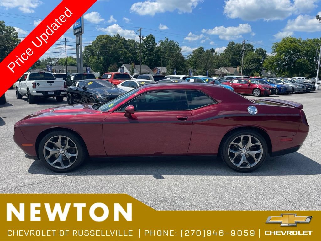Used 2017 Dodge Challenger SXT Plus RWD image 28