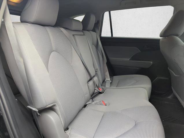 Certified 2024 Toyota Highlander LE image 23