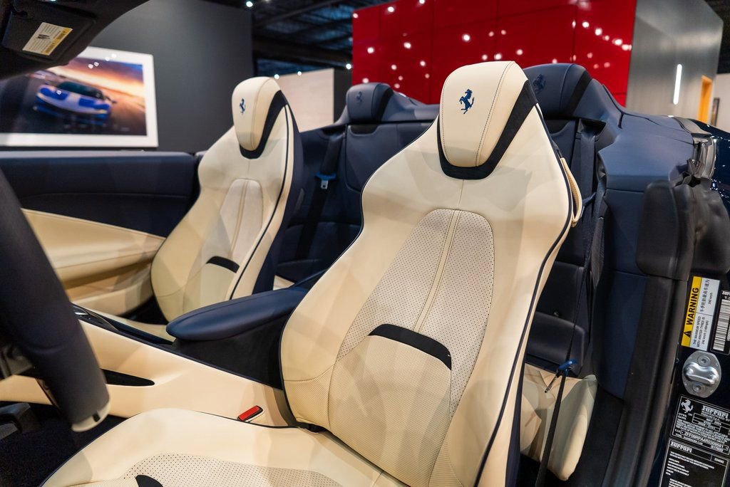 Certified 2024 Ferrari Roma Spider RWD image 4