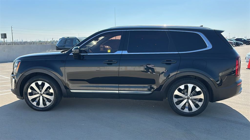 Used 2021 Kia Telluride EX w/ EX Premium Package image 10