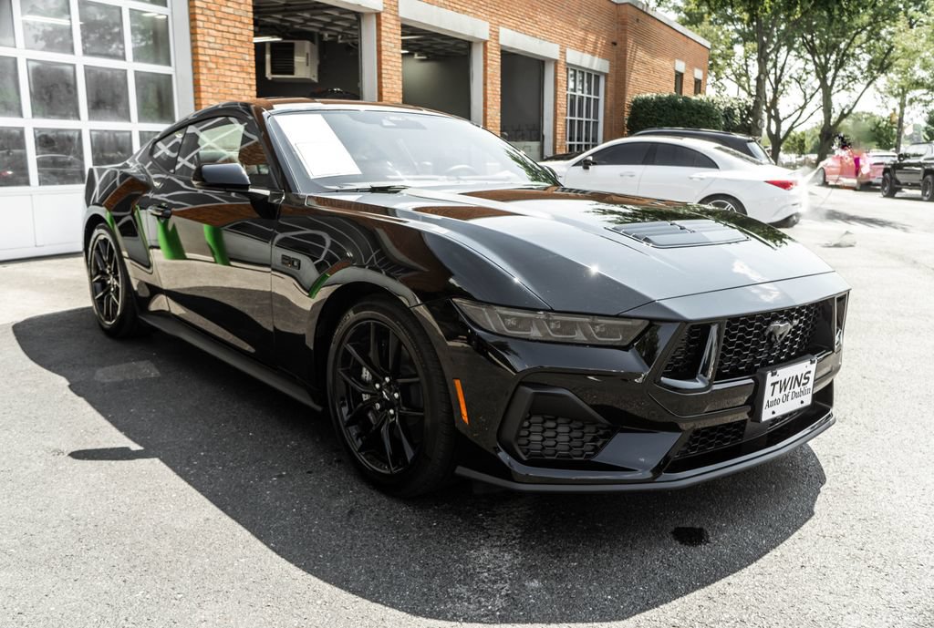 Used 2026 Ford Mustang GT w/ Mustang Nite Pony Package RWD image 6