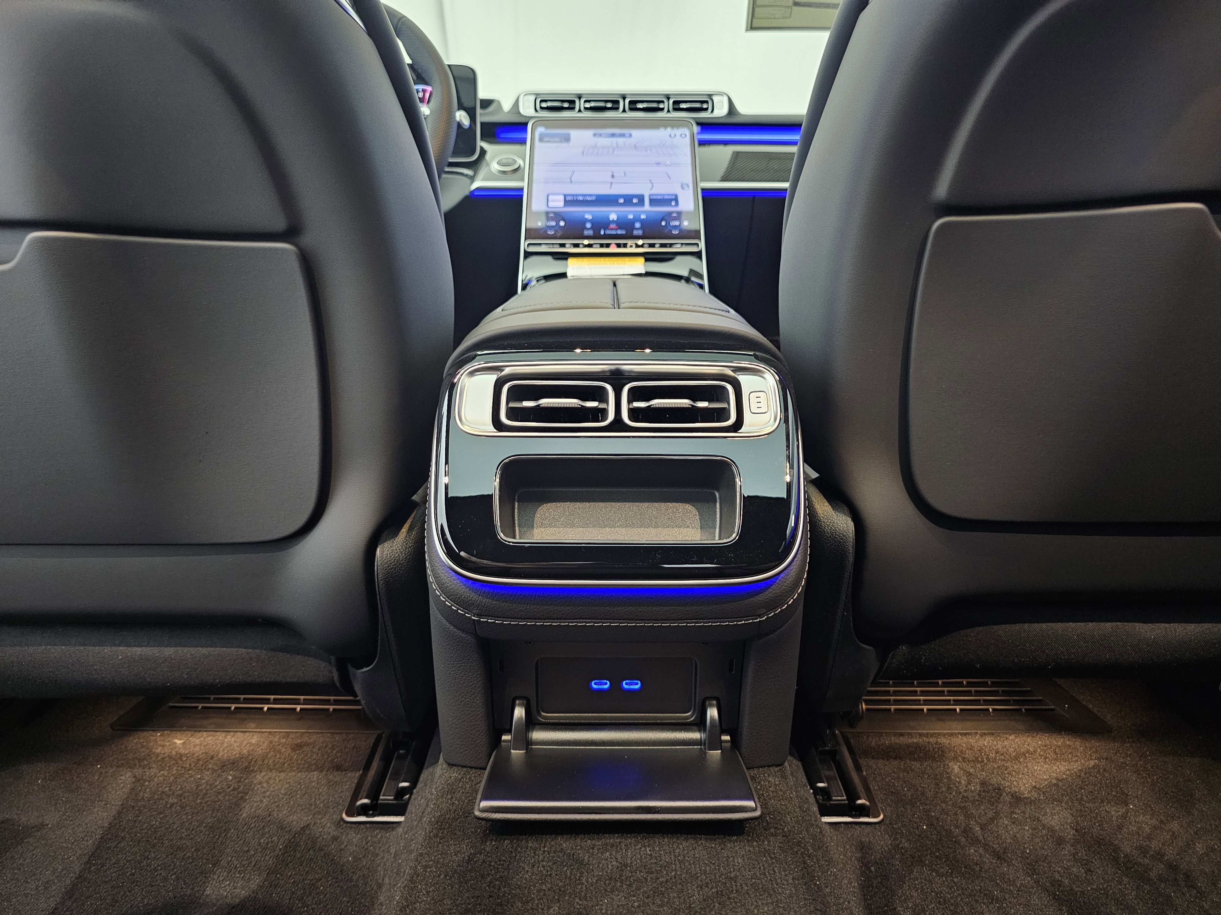 New 2026 Mercedes-Benz S 63 AMG S image 25