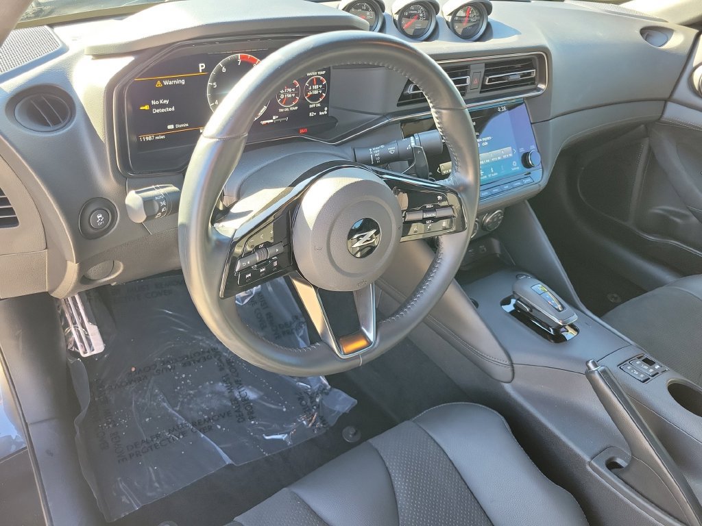 Certified 2025 Nissan Z Performance w/ Floor Mat Package RWD image 18
