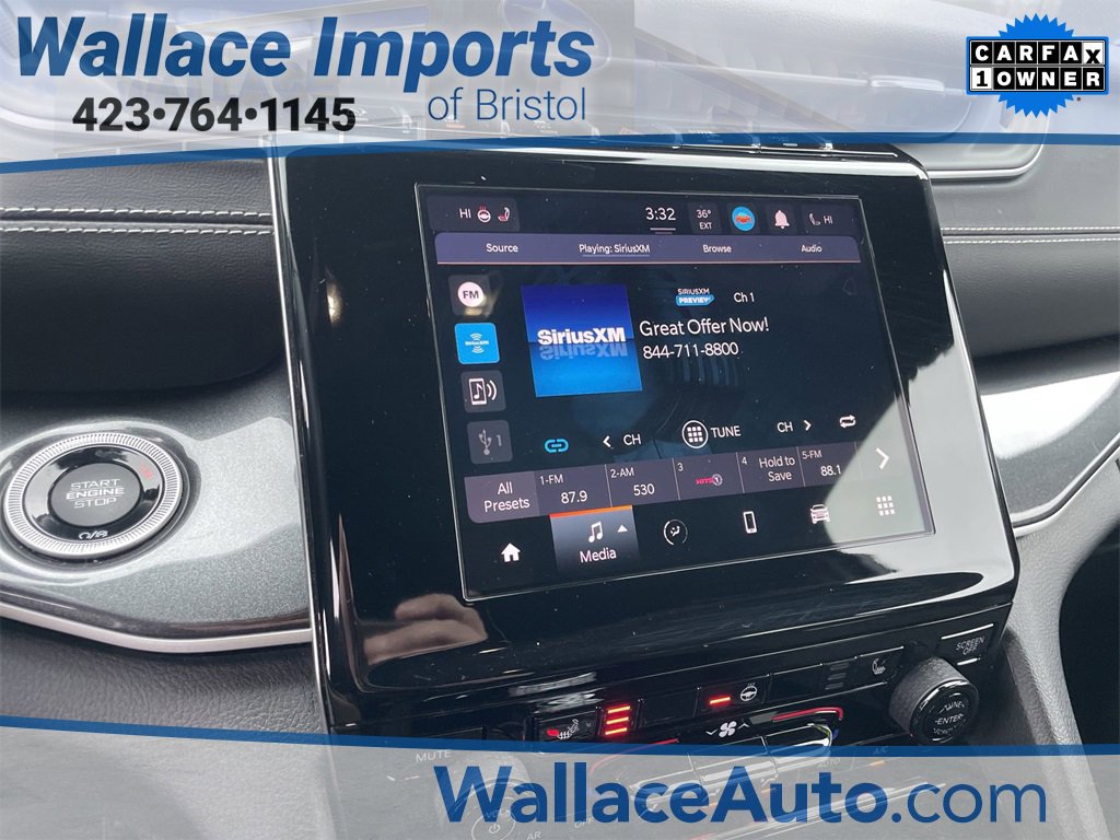 Used 2021 Jeep Grand Cherokee L Laredo image 10