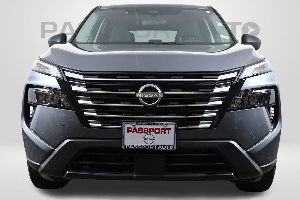 Certified 2025 Nissan Rogue S image 2