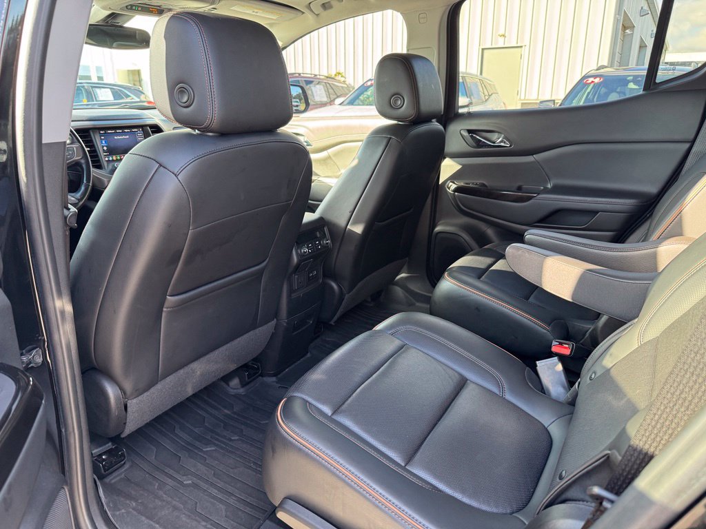 Used 2021 GMC Acadia AT4 w/ Technology Package AWD/4WD image 13