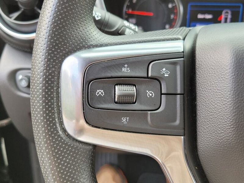 Used 2022 Chevrolet Blazer LT image 26