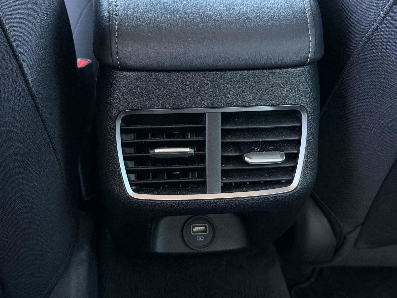 Used 2023 Hyundai Sonata SEL FWD image 7