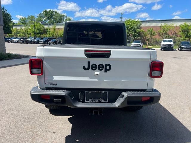 Used 2022 Jeep Gladiator Sport AWD/4WD image 6