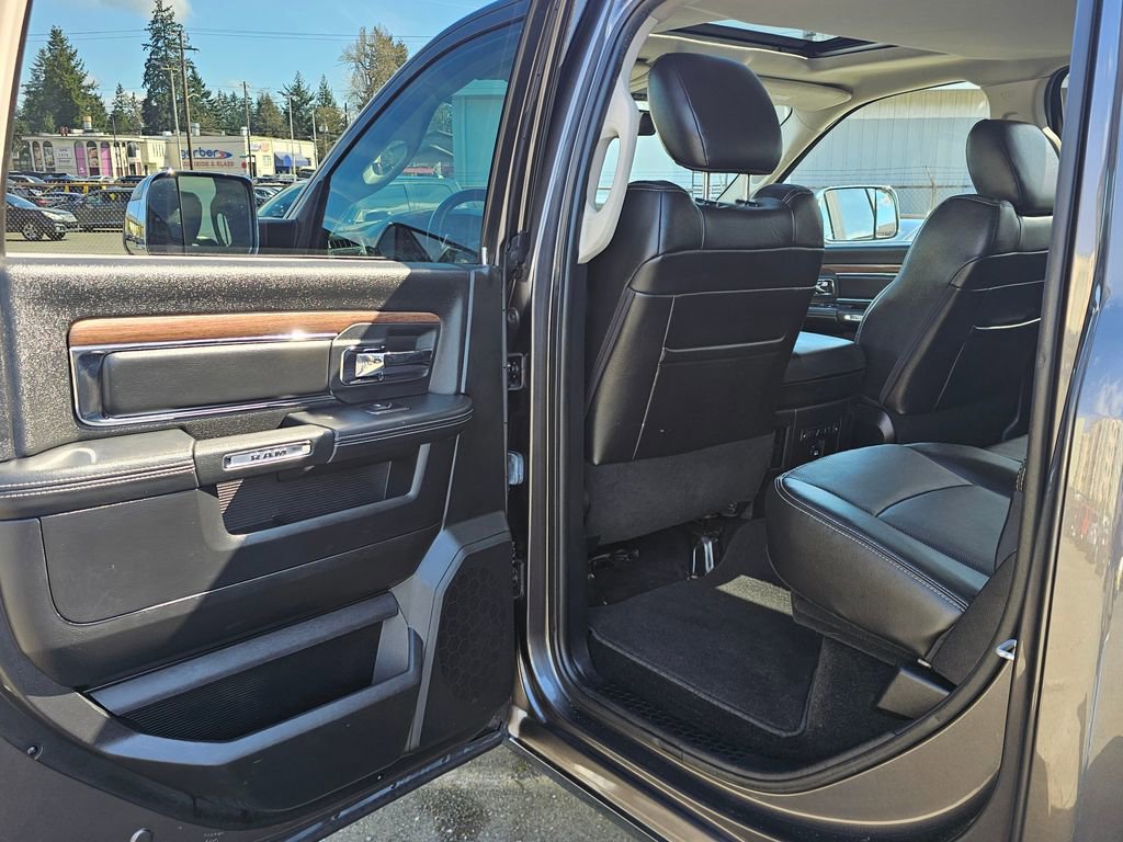 Used 2014 RAM 2500 Laramie w/ Convenience Group AWD/4WD image 14