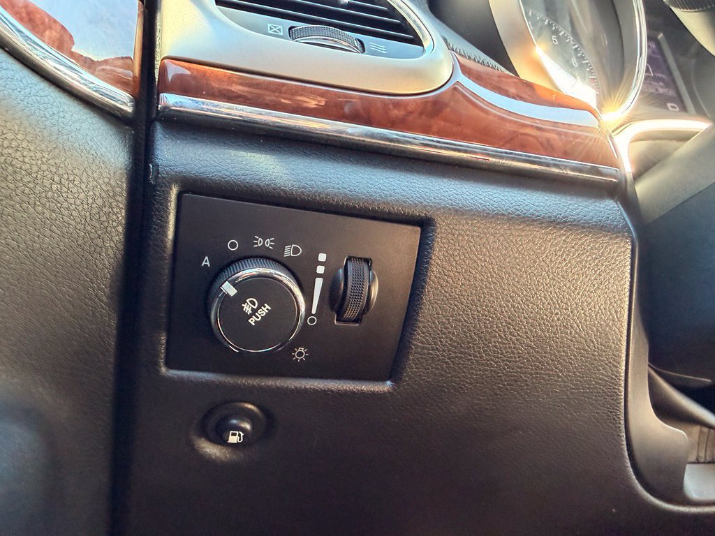 Used 2013 Jeep Grand Cherokee Limited AWD/4WD image 34