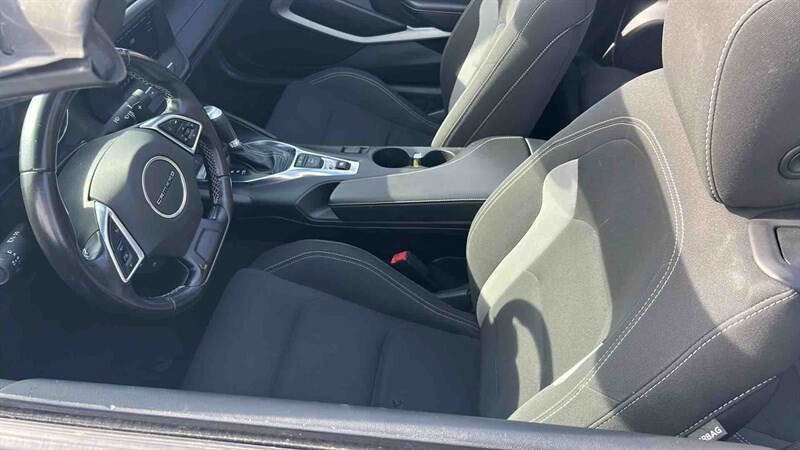 Used 2021 Chevrolet Camaro LT image 40