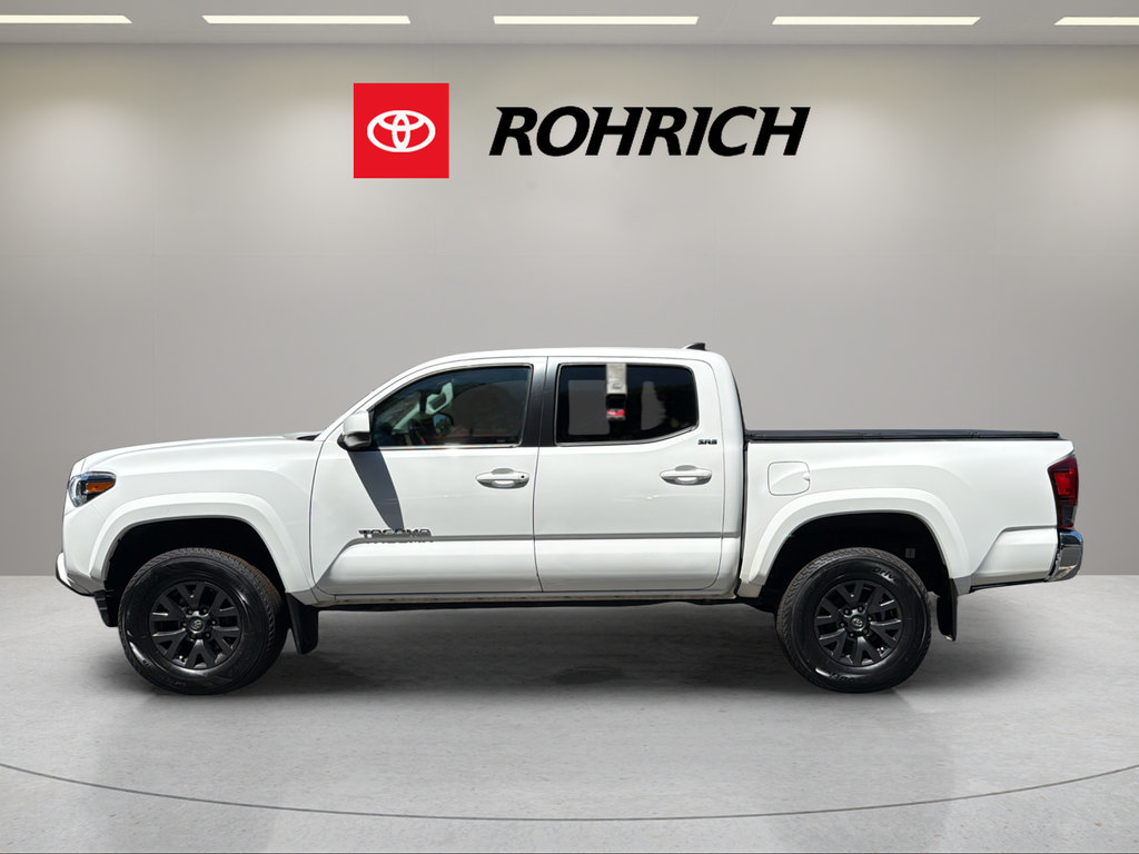 Used 2023 Toyota Tacoma SR5 w/ SR5 Appearance Package RWD image 9