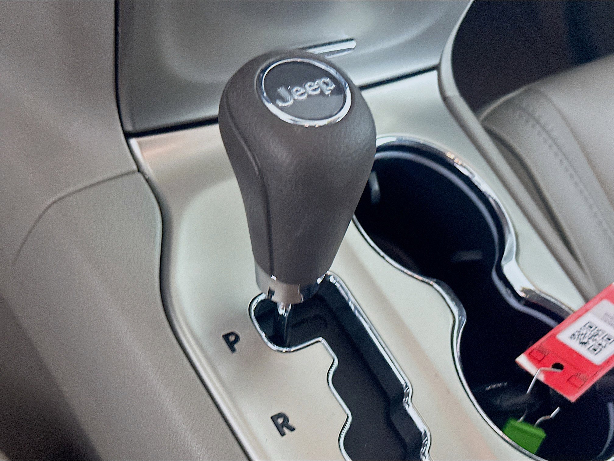 Used 2011 Jeep Grand Cherokee Laredo w/ Trailer Tow Group image 23