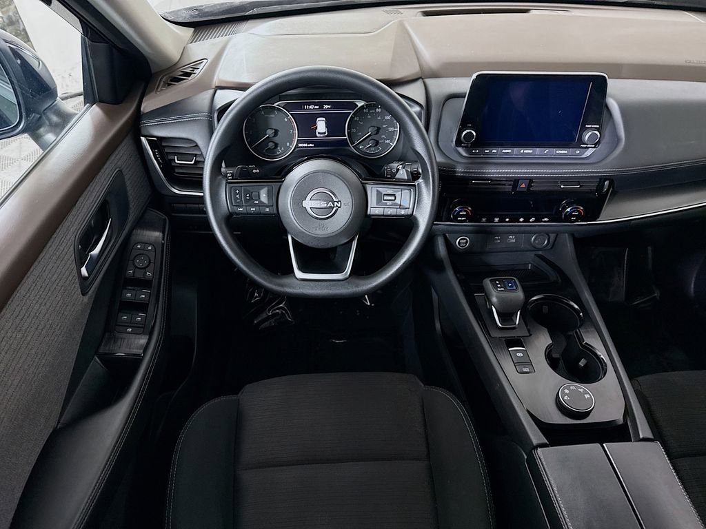 Certified 2022 Nissan Rogue SV image 3