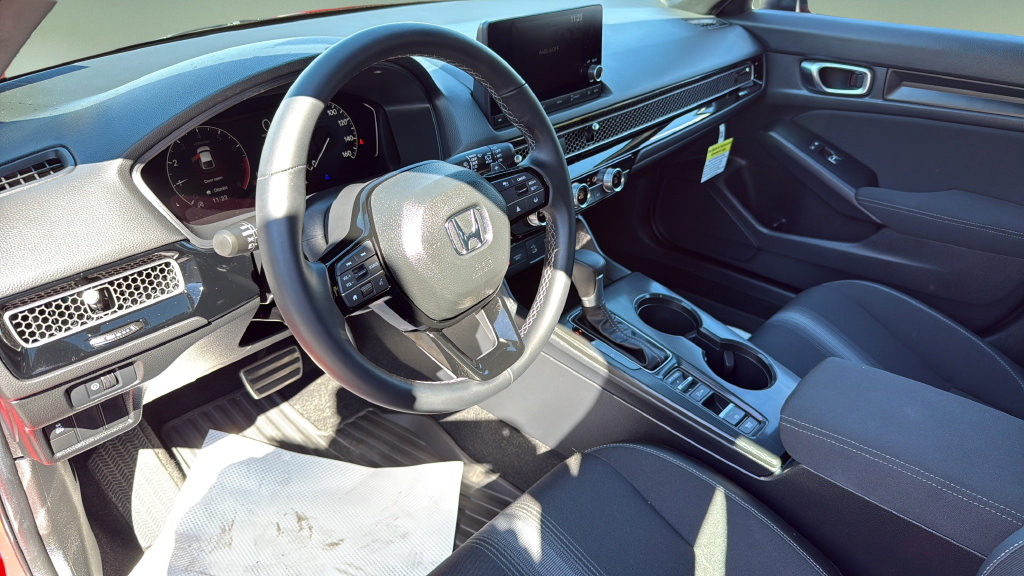 Used 2025 Honda Civic Sport image 16