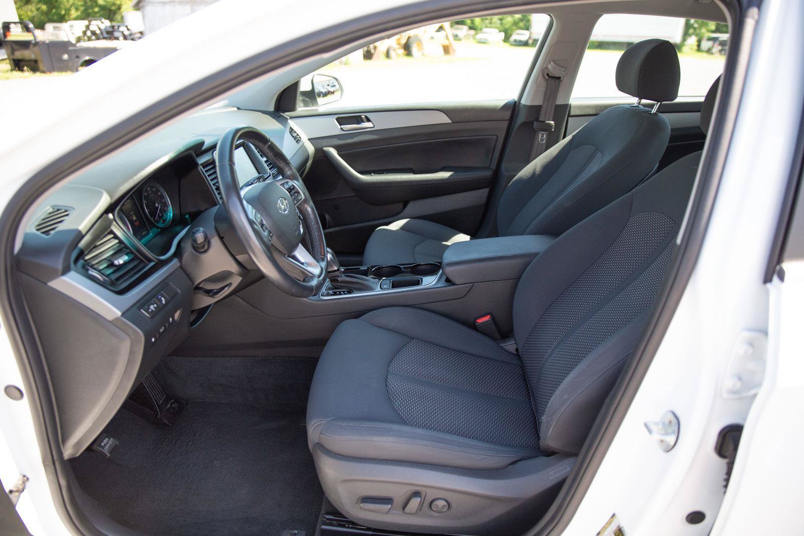 Used 2019 Hyundai Sonata SEL w/ Cargo Package FWD image 20