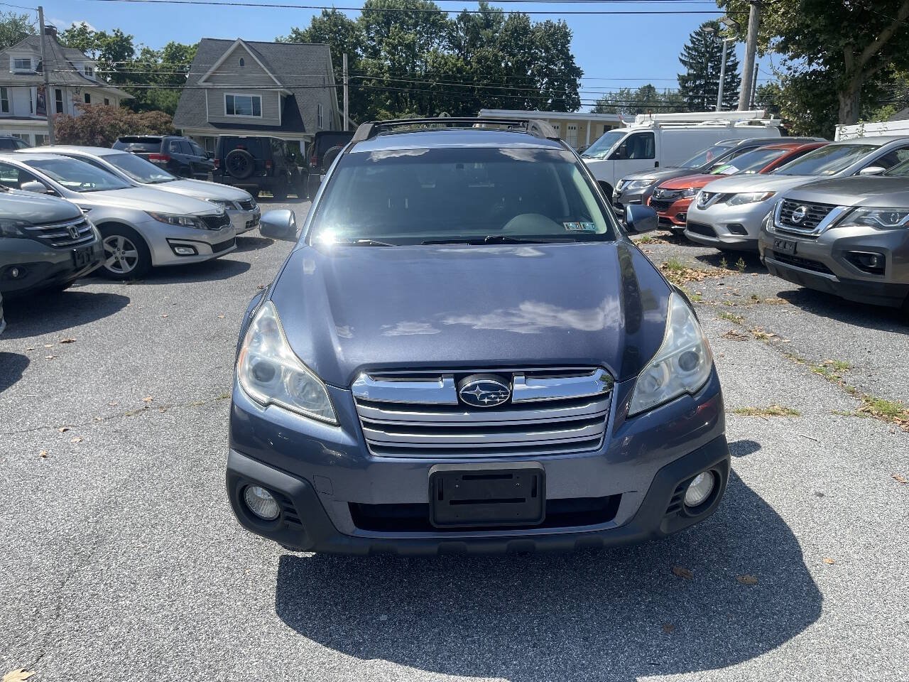 Used 2013 Subaru Outback 2.5i Premium AWD/4WD image 3
