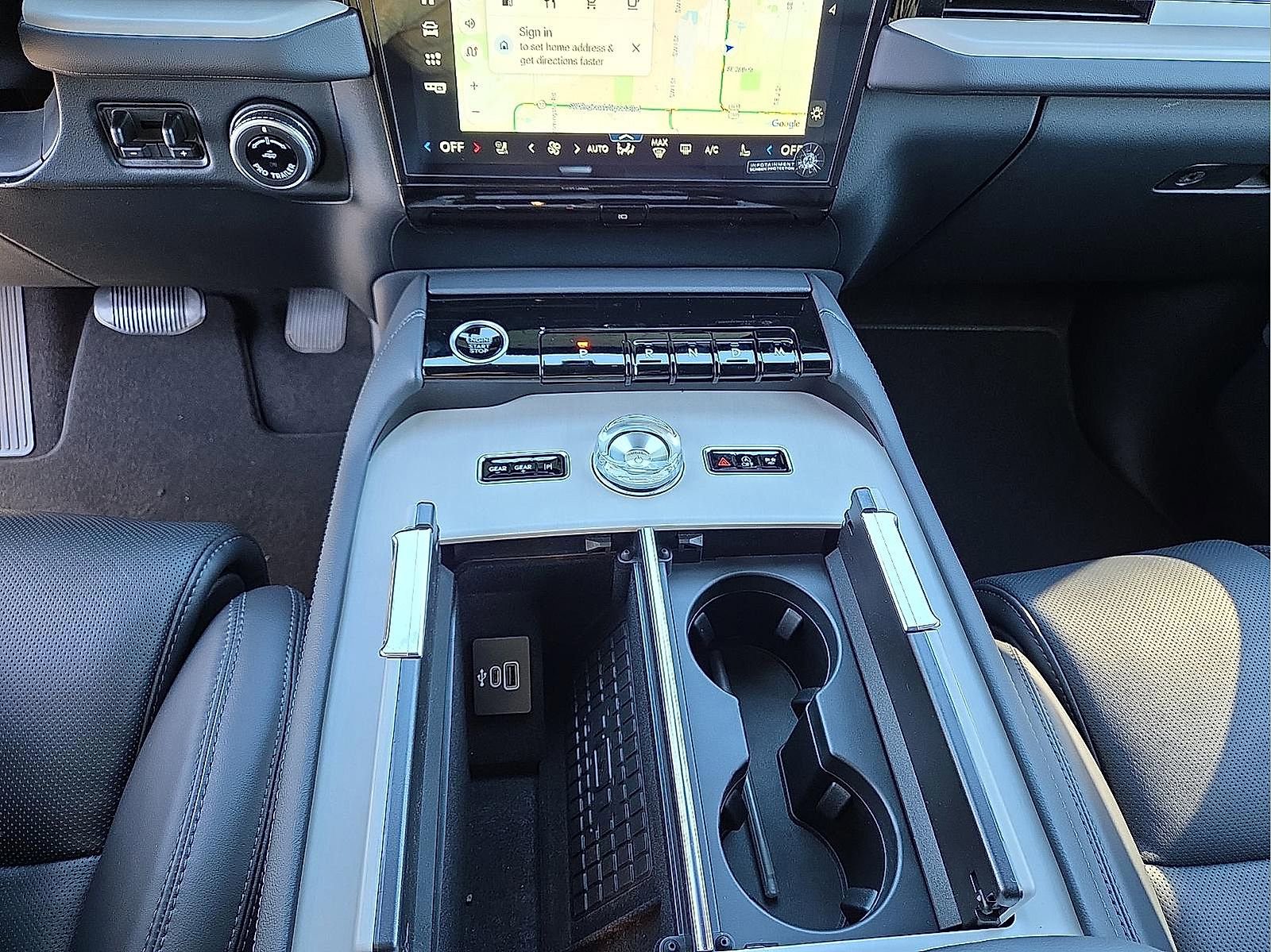 New 2026 Lincoln Navigator L Reserve w/ Jet Appearance Package image 25