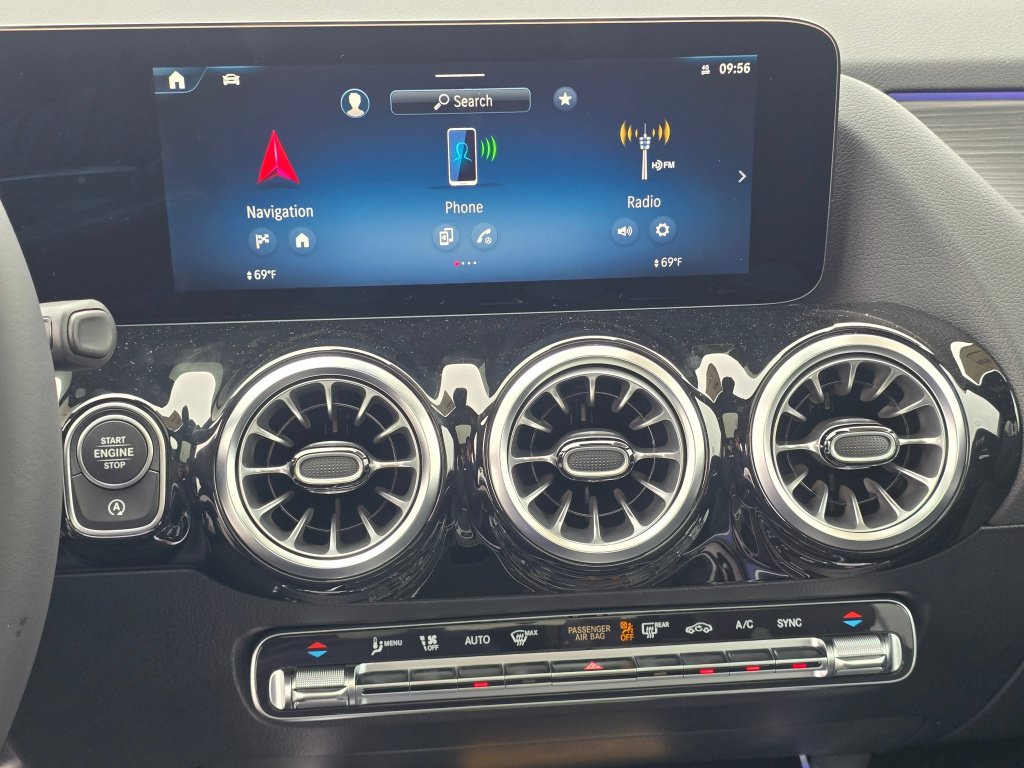 New 2026 Mercedes-Benz GLA 250 4MATIC image 15