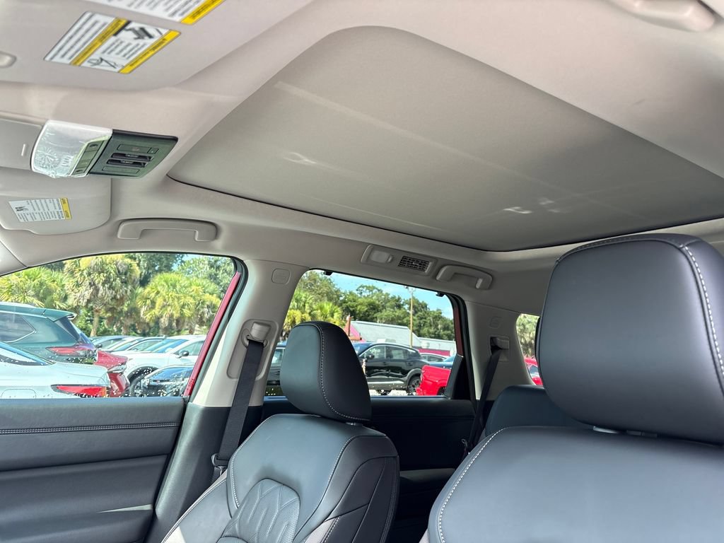 New 2026 Nissan Pathfinder Platinum FWD image 8