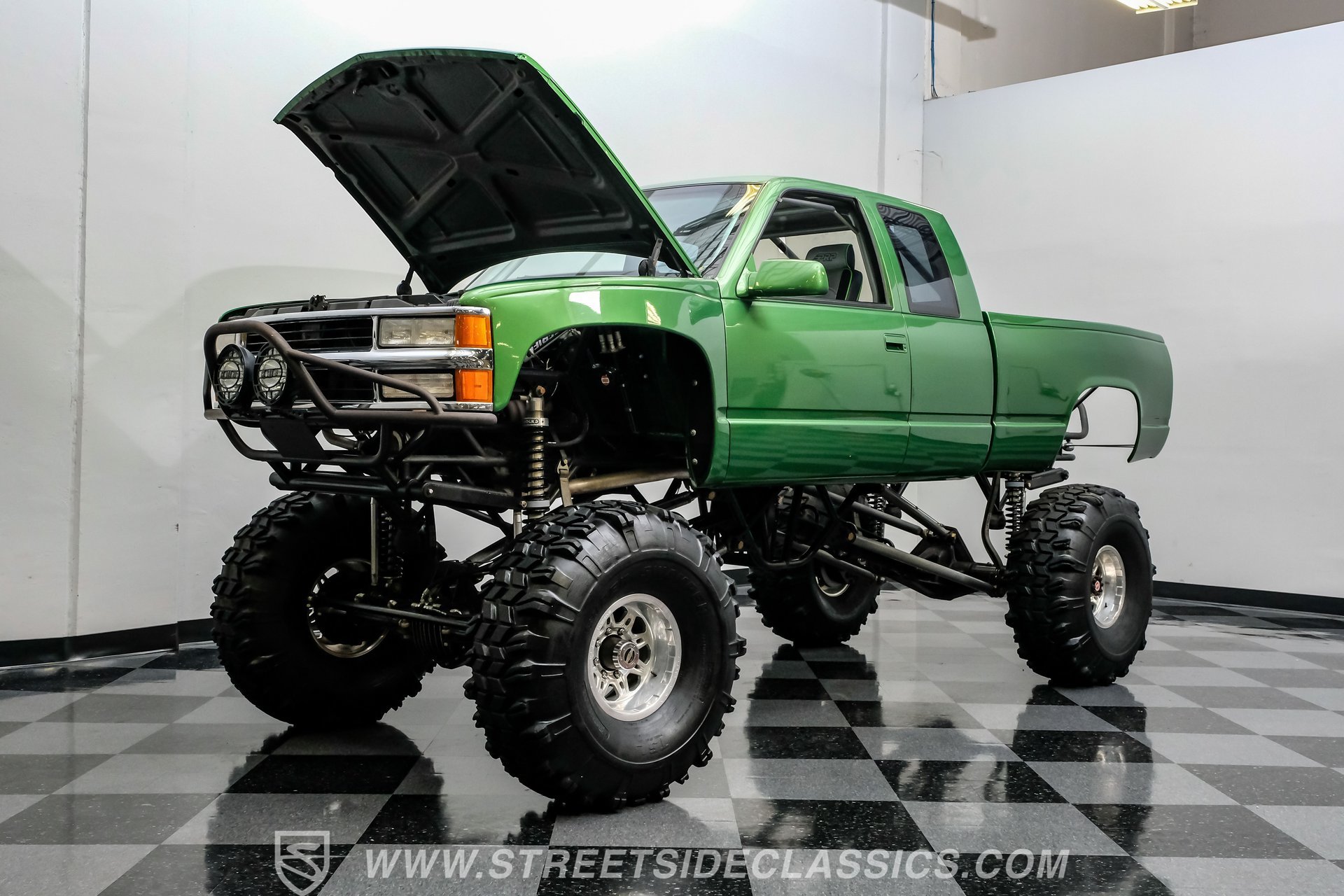 Used 1988 Chevrolet Silverado 1500 2WD Extended Cab image 35