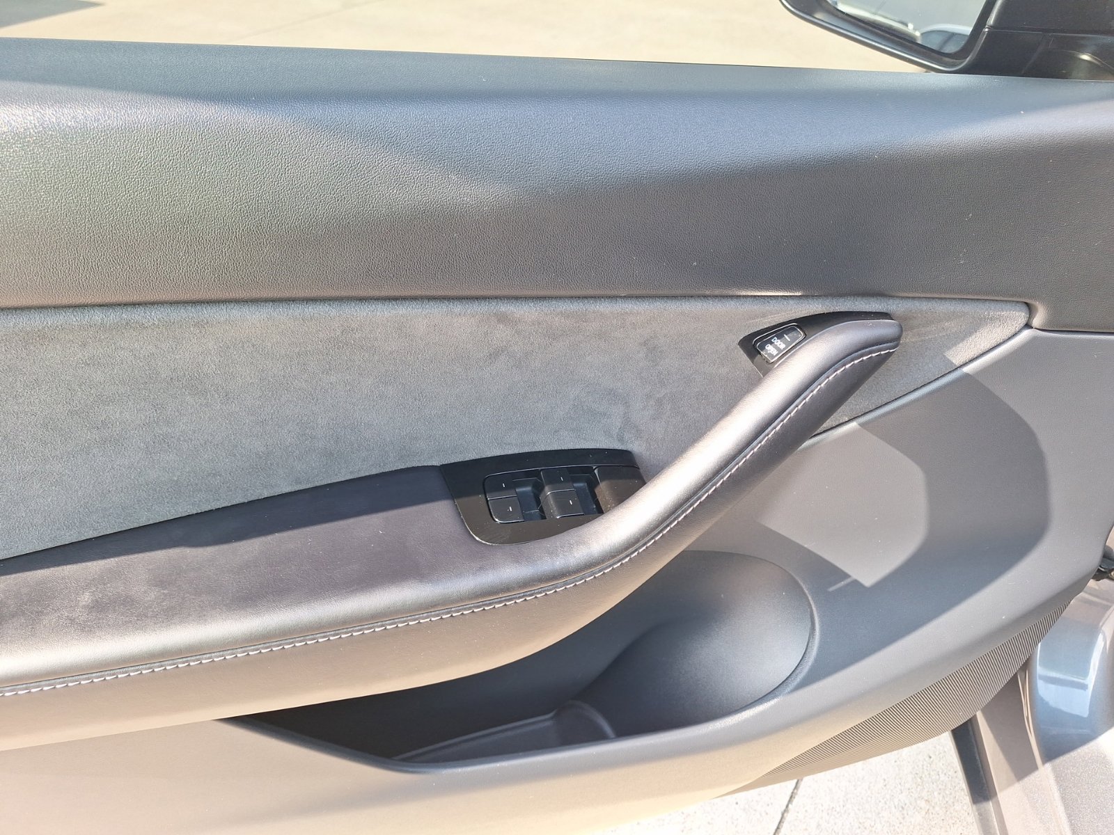 Used 2020 Tesla Model Y Long Range AWD/4WD image 17