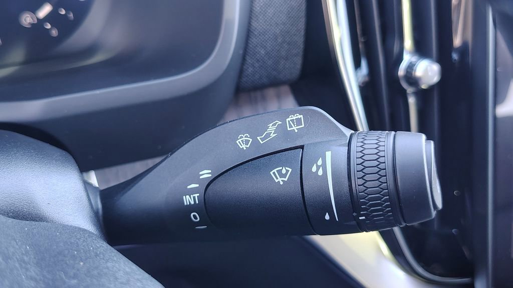 New 2026 Volvo XC90 B6 Ultra image 17