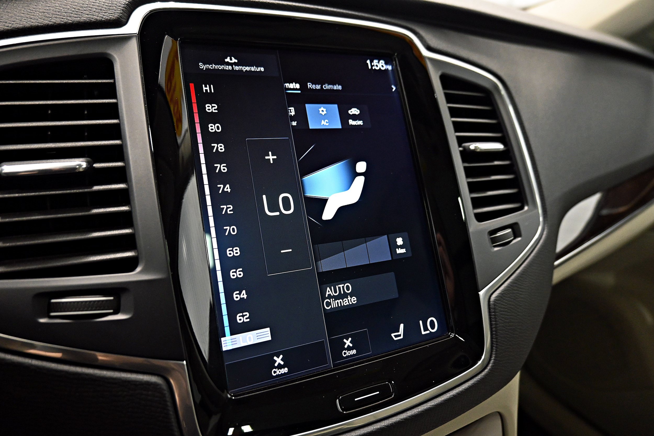 Used 2019 Volvo XC90 T6 Momentum w/ Advanced Package AWD/4WD image 15