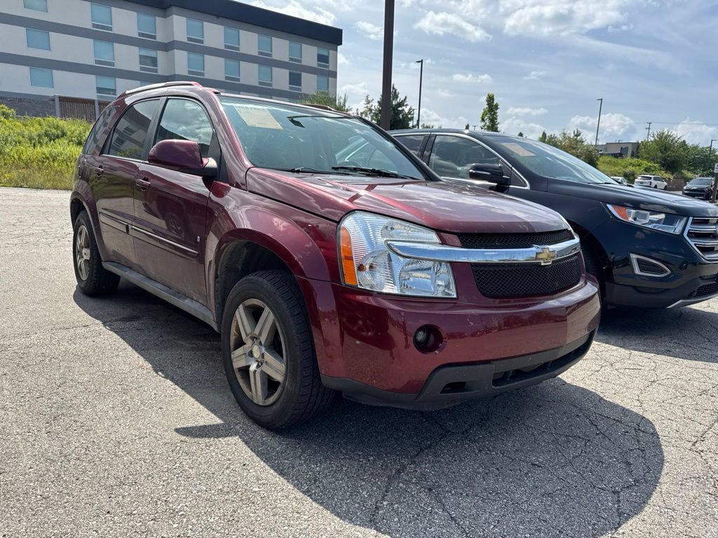 Used 2008 Chevrolet Equinox LT w/ LT Preferred Equipment Group AWD/4WD image 2